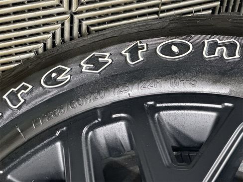 Used 2025 RAM 2500 Limited image 33