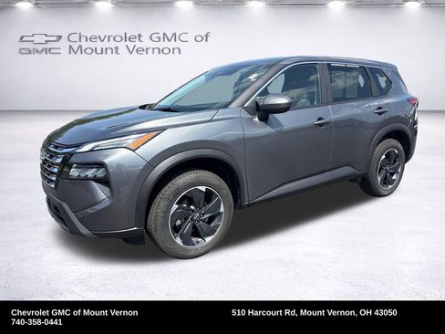 Used 2026 Nissan Rogue SV AWD/4WD image 2