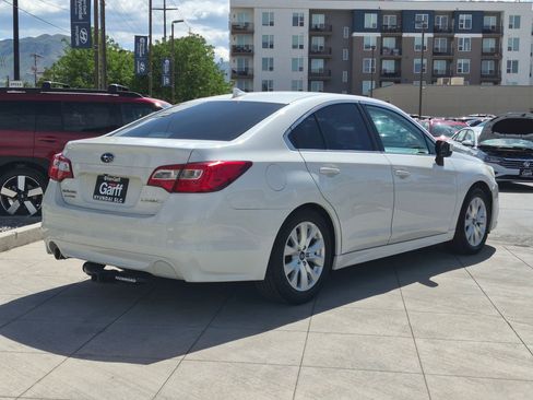 Used 2016 Subaru Legacy 2.5i Premium AWD/4WD image 4