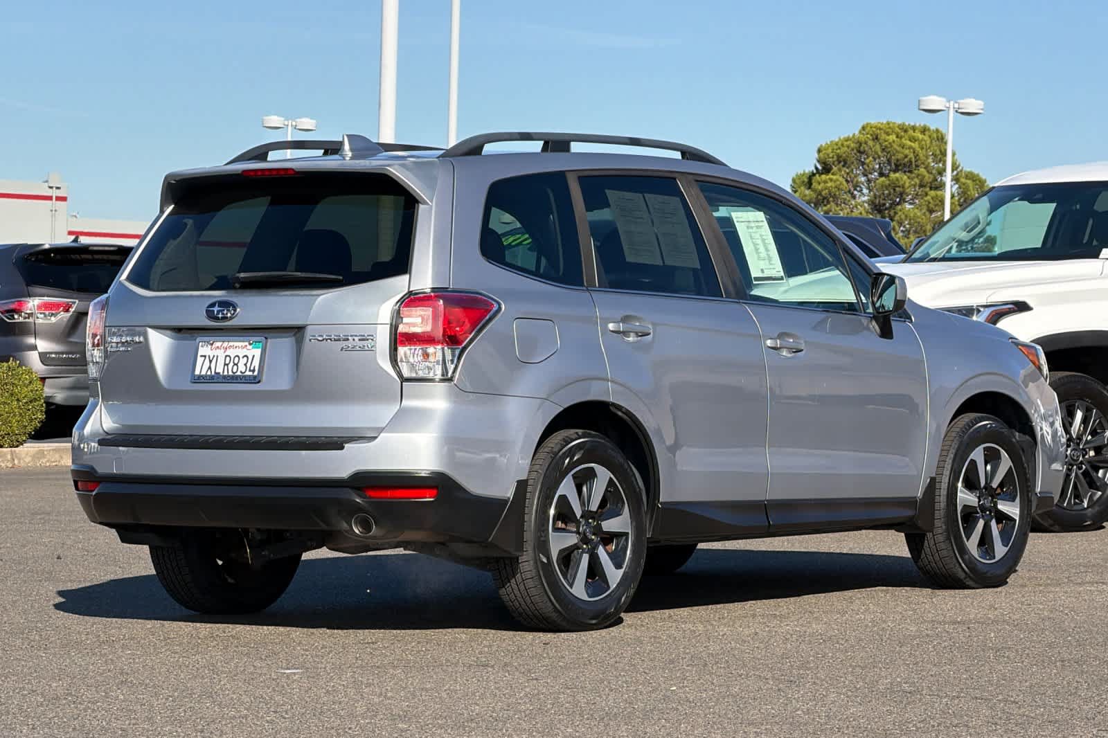 Used 2017 Subaru Forester 2.5i Limited w/ Protection Package #2 AWD/4WD image 2