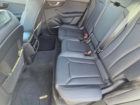 New 2026 Audi Q8 Premium Plus image 16