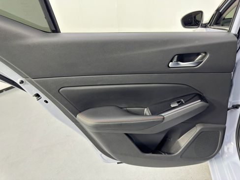 Used 2023 Nissan Altima 2.5 SR w/ SR Premium Package image 38