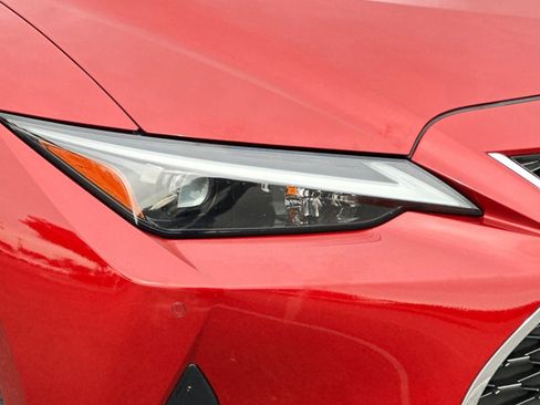Used 2021 Lexus IS 300 w/ Comfort Package image 11
