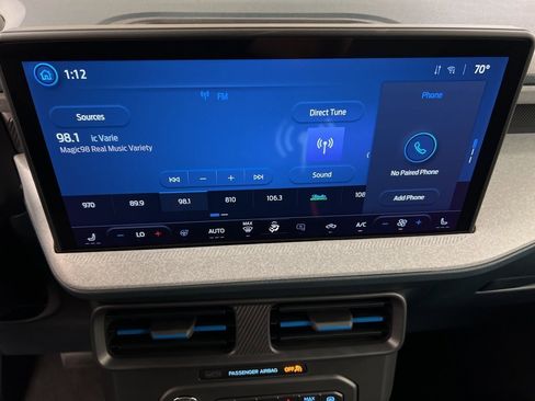 New 2025 Ford Maverick XLT w/ XLT Luxury Package image 11