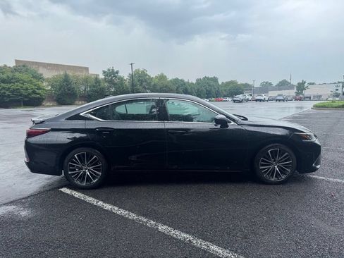 Used 2024 Lexus ES 350 w/ Premium Package FWD image 5