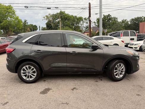 Used 2020 Ford Escape SE FWD image 6