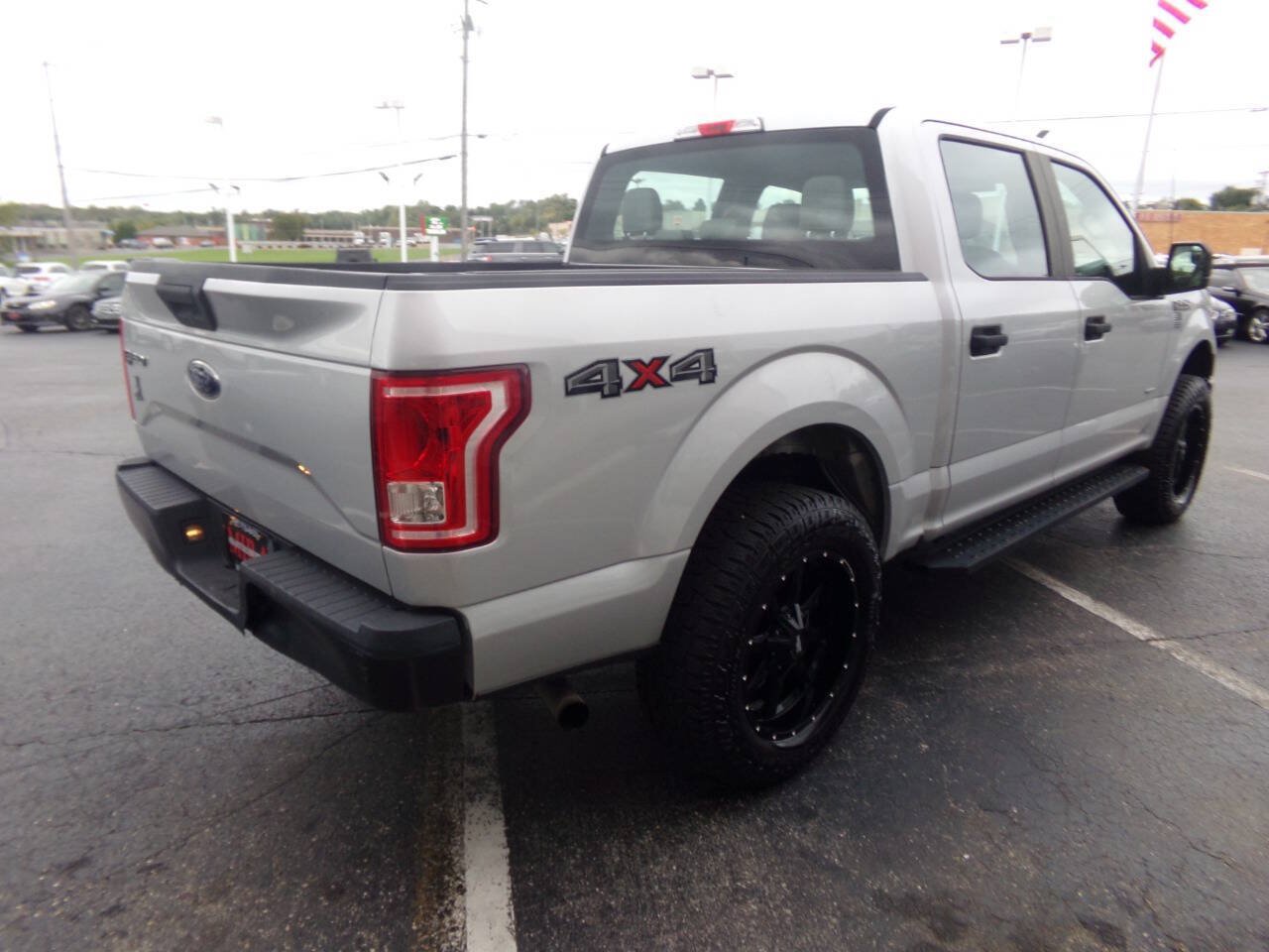 Used 2017 Ford F150 XL w/ XL Power Equipment Group AWD/4WD image 4