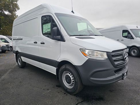 New 2025 Mercedes-Benz Sprinter 2500 image 8