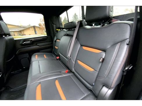 Used 2024 GMC Sierra 2500 AT4 w/ Technology Package image 27