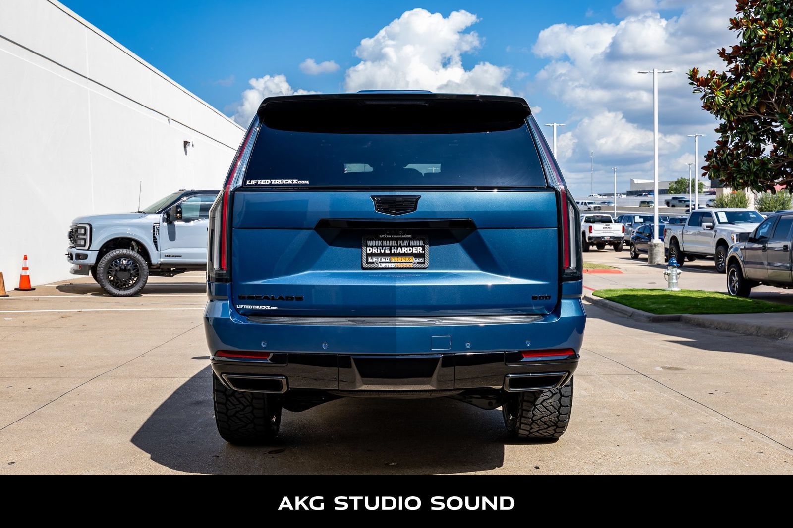 Used 2025 Cadillac Escalade Sport Platinum AWD/4WD image 8