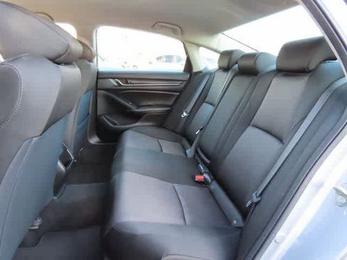 Used 2020 Honda Accord image 14