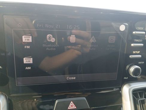 Used 2022 Kia Sorento LX image 27