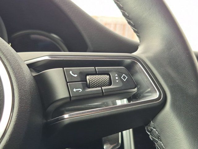 Used 2023 Porsche Macan S AWD/4WD image 14