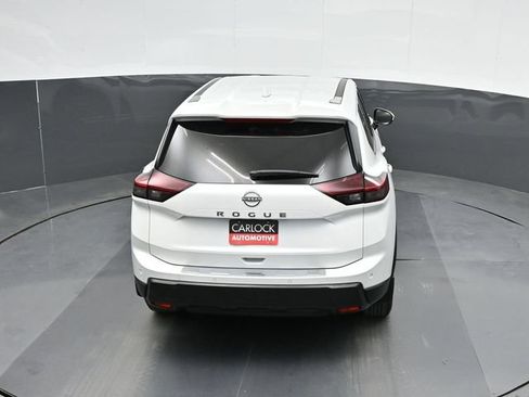 Used 2026 Nissan Rogue SV FWD image 42
