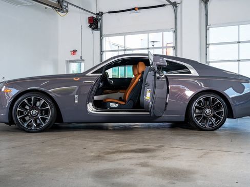 Used 2018 Rolls-Royce Wraith image 8