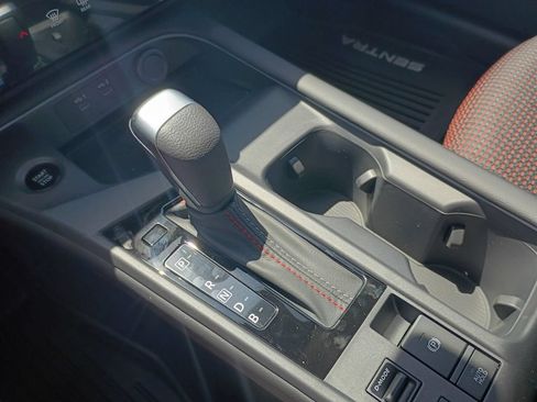 New 2026 Nissan Sentra SR w/ Floor Mat Package FWD image 25