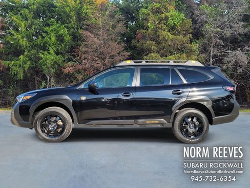 Used 2022 Subaru Outback Wilderness image 22