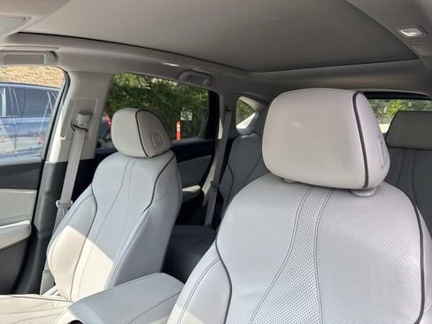 Used 2021 Acura RDX AWD w/ Advance Package image 33