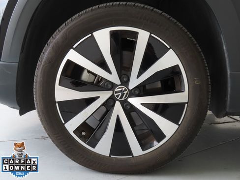 Certified 2023 Volkswagen Taos SE image 26