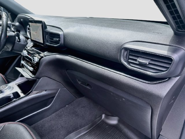 Used 2022 Ford Explorer ST-Line AWD/4WD image 33