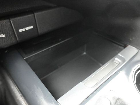 Used 2020 Toyota Camry SE w/ Sunroof Package FWD image 22