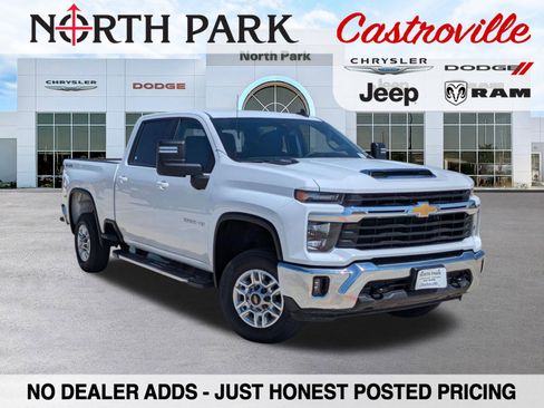 Used 2025 Chevrolet Silverado 2500 LT w/ Convenience Package image 1