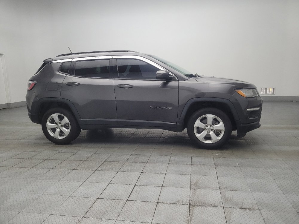 Used 2020 Jeep Compass Latitude w/ Cold Weather Group AWD/4WD image 11