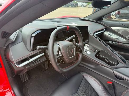 Used 2024 Chevrolet Corvette Stingray Premium Cpe w/ Z51 Performance Package RWD image 12