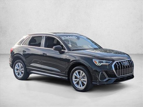 Certified 2023 Audi Q3 2.0T Premium Plus w/ Premium Plus Package AWD/4WD image 3