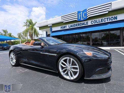 Used 2016 Aston Martin Vanquish Volante RWD image 11