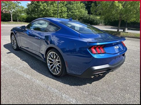 Used 2024 Ford Mustang GT Premium RWD image 5