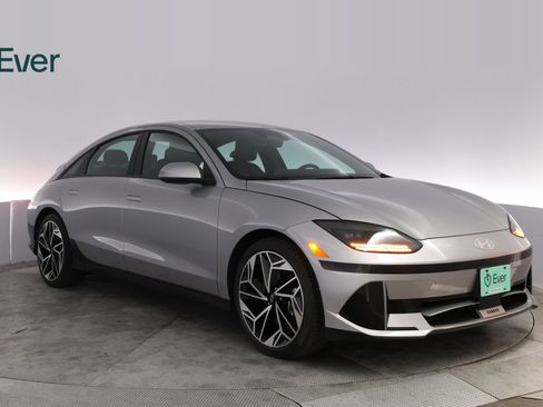 Used 2024 Hyundai Ioniq 6 Limited RWD image 13