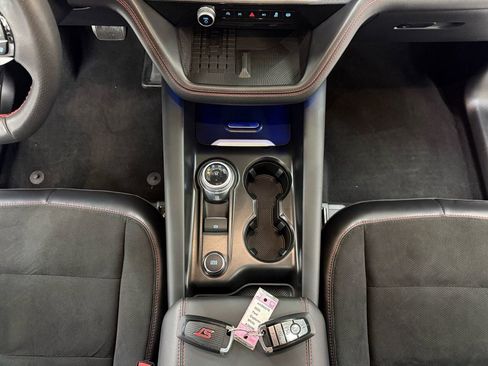 Used 2025 Ford Explorer ST AWD/4WD image 23