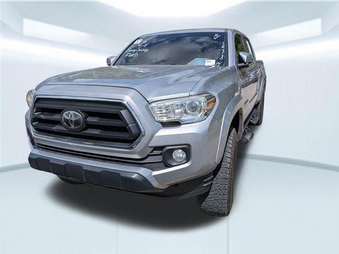 Used 2021 Toyota Tacoma SR5 image 2