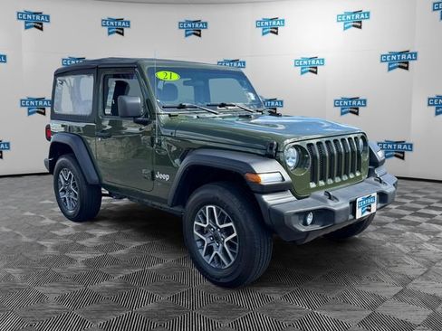 Used 2021 Jeep Wrangler Sport AWD/4WD image 8