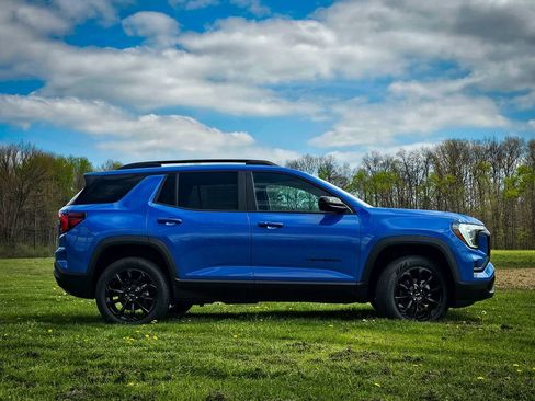 New 2026 GMC Terrain Elevation AWD/4WD image 2