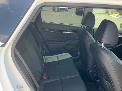 Used 2025 Kia Seltos SX AWD/4WD image 37