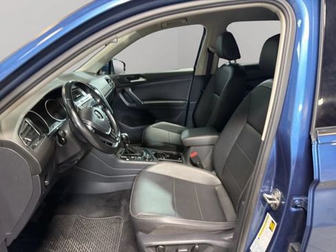 Used 2018 Volkswagen Tiguan SE AWD/4WD image 10