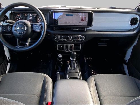 Used 2026 Jeep Wrangler Sport AWD/4WD image 16
