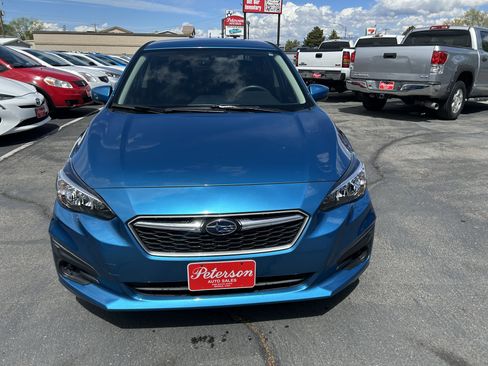 Used 2017 Subaru Impreza 2.0i image 3