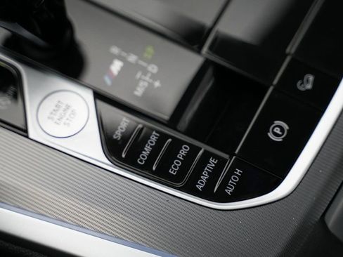 Used 2020 BMW X5 M50i w/ Executive Package image 25