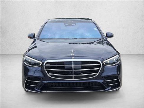 Used 2023 Mercedes-Benz S 580 4MATIC Sedan image 2