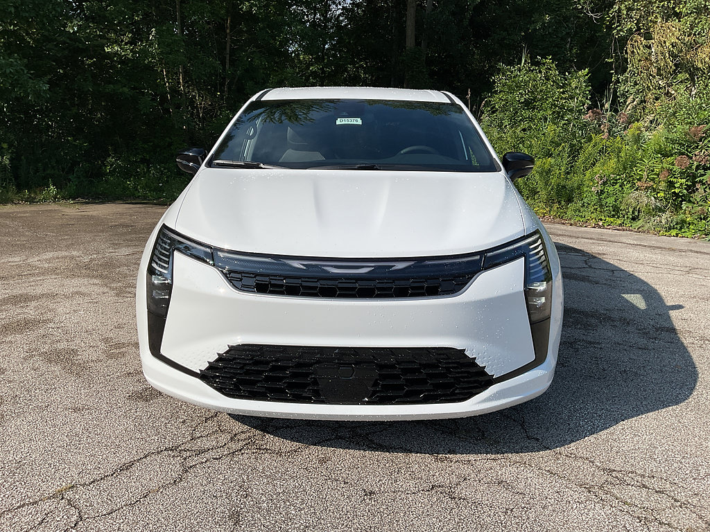 New 2027 Chrysler Pacifica Select FWD image 2