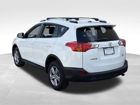 Used 2015 Toyota RAV4 XLE AWD/4WD image 5