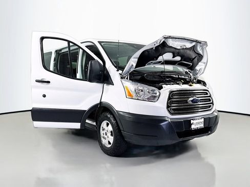 Used 2018 Ford Transit 350 XLT image 21