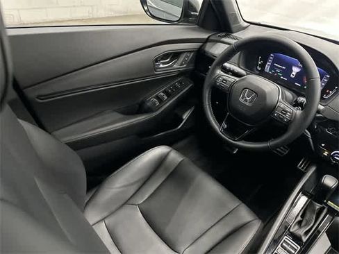 Used 2025 Honda Accord Sport image 12