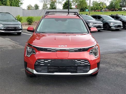 New 2025 Kia Niro Wind w/ Wind Preserve Package image 2