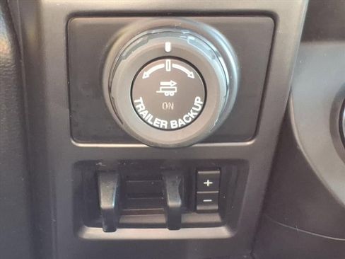 Used 2018 Ford F150 XLT w/ Equipment Group 302A Luxury image 22