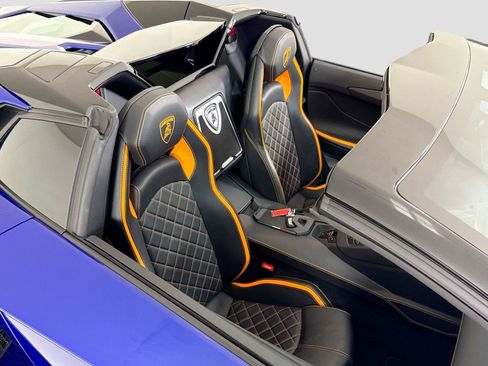 Used 2019 Lamborghini Aventador S AWD/4WD image 25