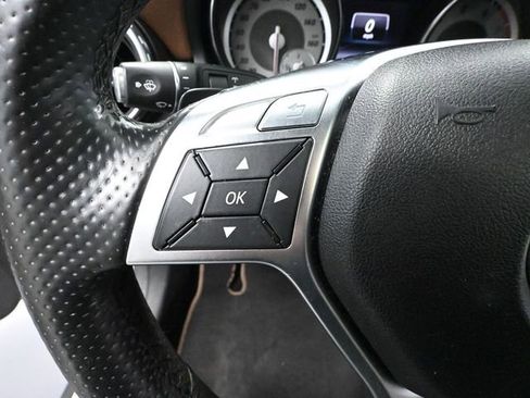 Used 2015 Mercedes-Benz GLA 250 GLA 250 image 25